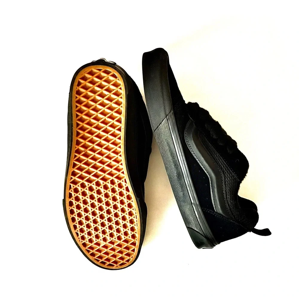 Nu Skool VANS Black, Unisex Shoes US Sz 8 Men / Sz 9.5 Women - Picture 4 of 13